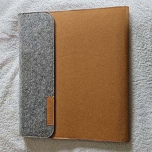 ROCKETBOOK CORE REUSABLE SMART NOTEBOOK WITH FOLIO COVER - Letter Size
